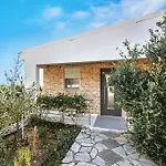 Skorpios Vilă *
